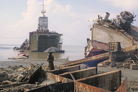 Shipbreaking, Sitalpur, Bangladesh (2009): Photo by Lindsay Bremner